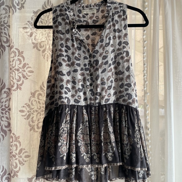 🖤 Delerium Top 🖤 - Picture 2 of 7